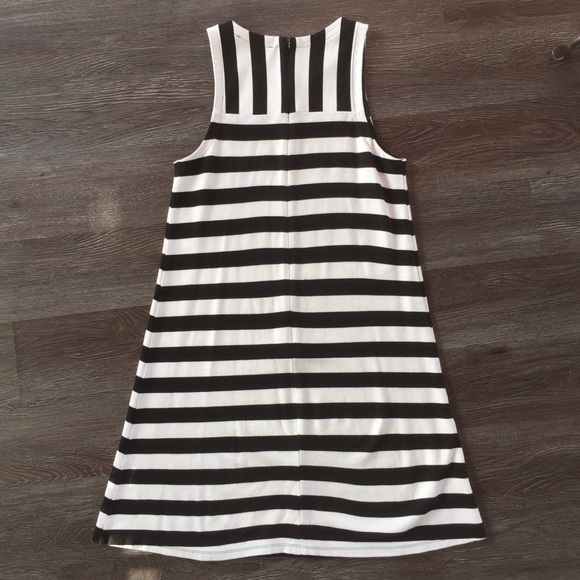 Ann Taylor Loft Petites Sleeveless Black Striped Mini Dress - Picture 2 of 8